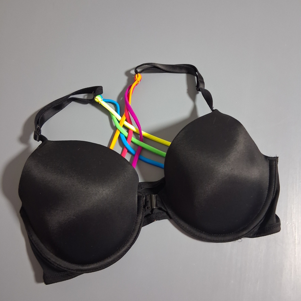 👙 2 For $20 Victoria's Secret Pink Black Bra with Colorful Straps